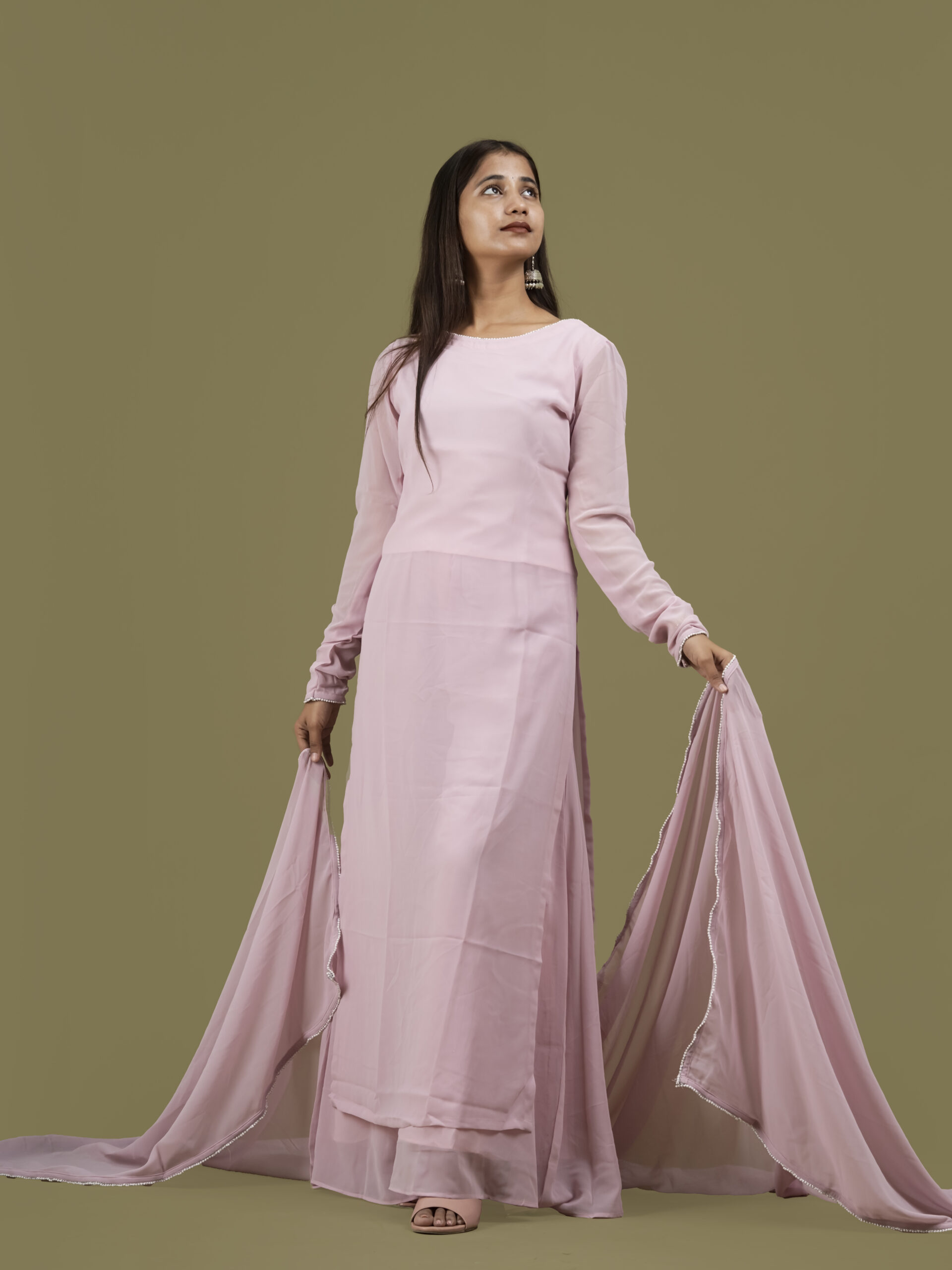 Delicate Soft Pink Kurta Set - Image 4