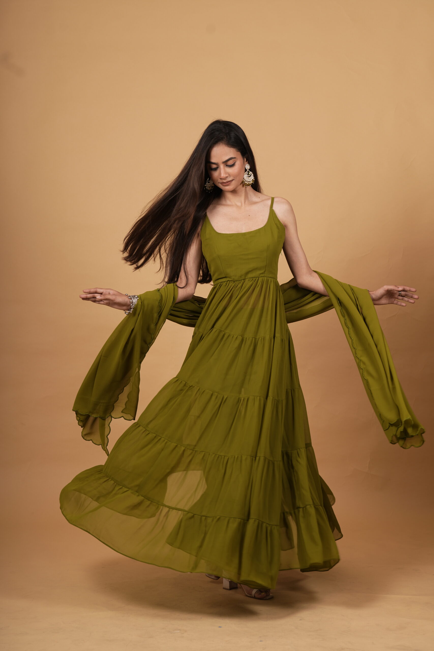 Blooming Olive Green Tyre Suit Set - Image 3