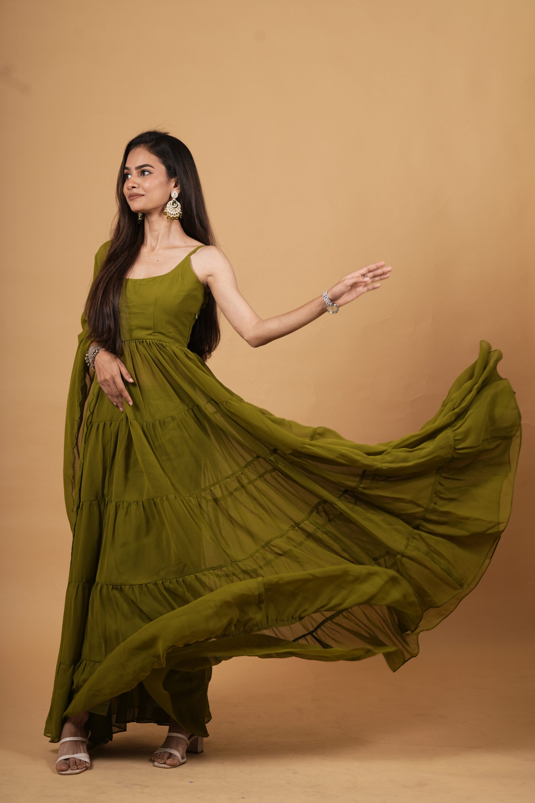 Blooming Olive Green Tyre Suit Set - Image 5